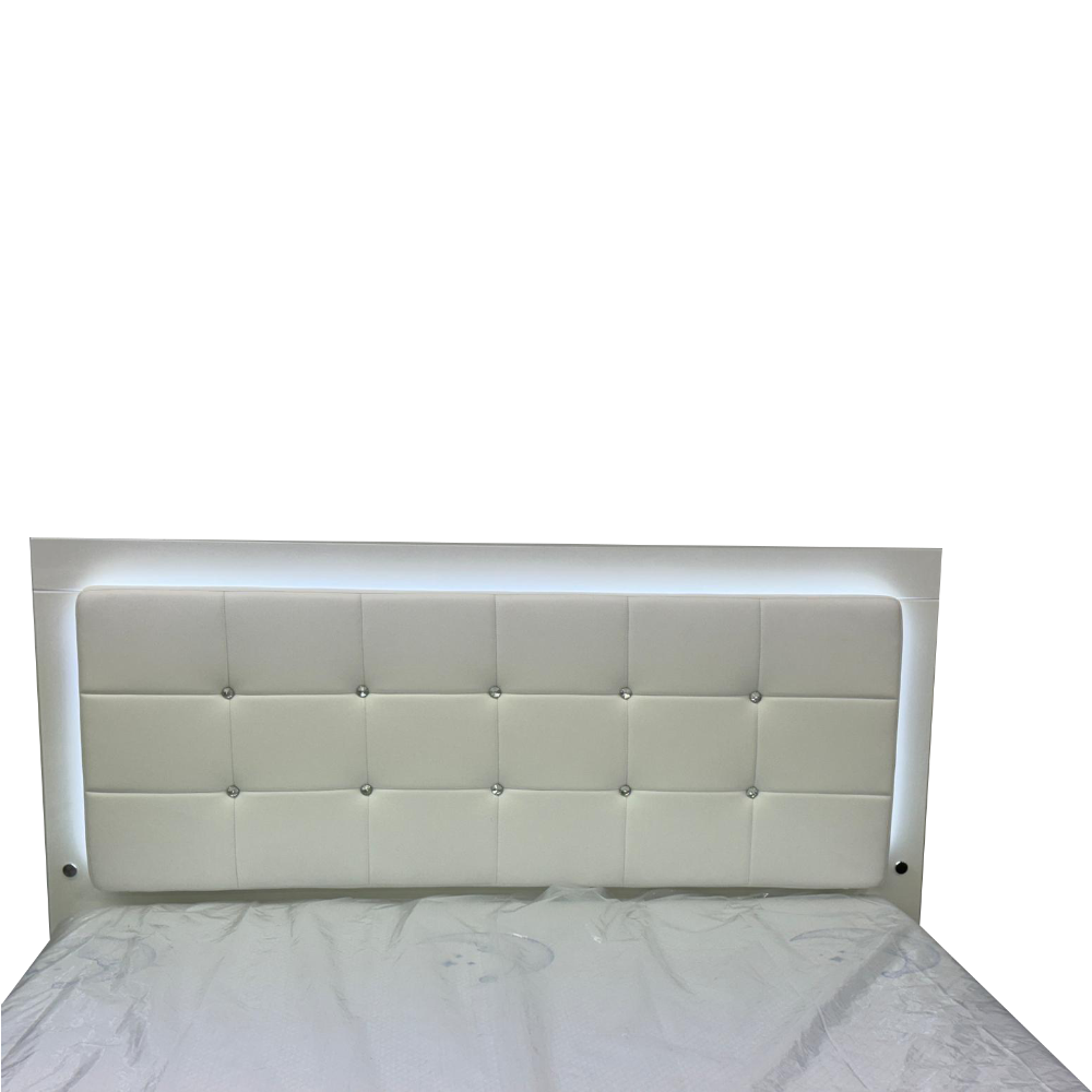 7004 - Storage Bed