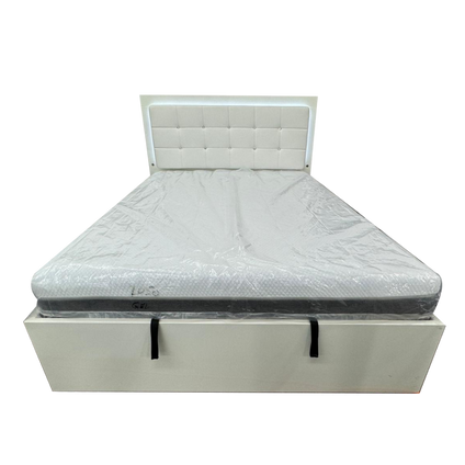 7004 - Storage Bed
